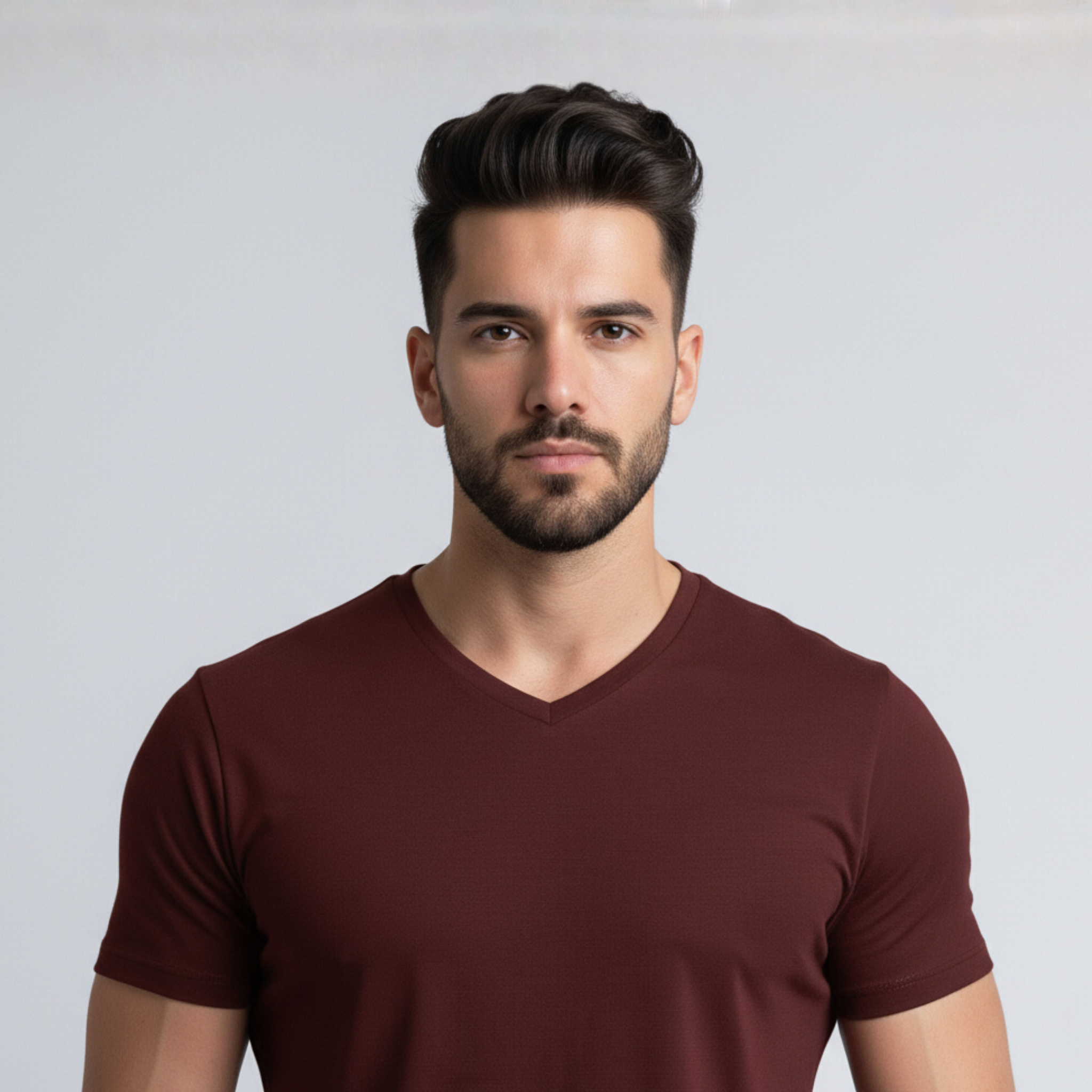 Tech V-Neck T-Shirt – Carmenere